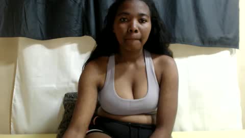 Justlhot online show from June 5, 2026, 4:08 am