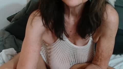 Bev aka Diamond online show from March 4, 2026, 1:28 pm