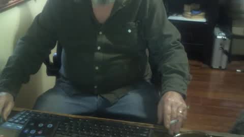 justmeohio online show from January 15, 2026, 9:40 pm