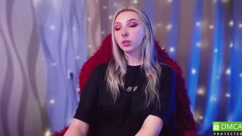 Snapshot of justmeowgirl chatting on January 29, 2025, 5:40 am justmeowgirl online show from January 29, 2025, 5:40 am