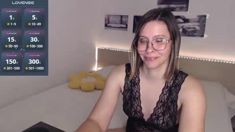 Snapshot of justmexy7 chatting on December 5, 2024, 5:37 am Julie online show from December 5, 2024, 5:37 am