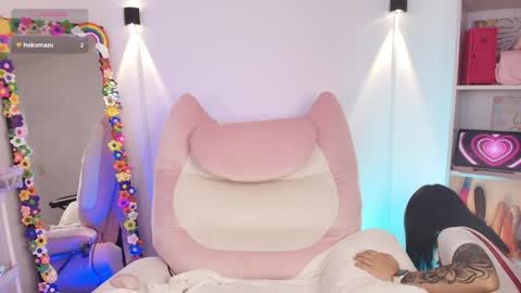 Emy online show from April 1, 2026, 3:29 am