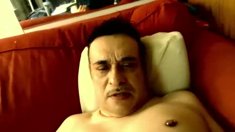 ameturebate online show from January 5, 2026, 6:11 pm