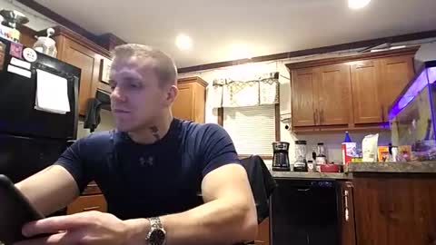 justus0624 online show from October 15, 2025, 11:49 pm