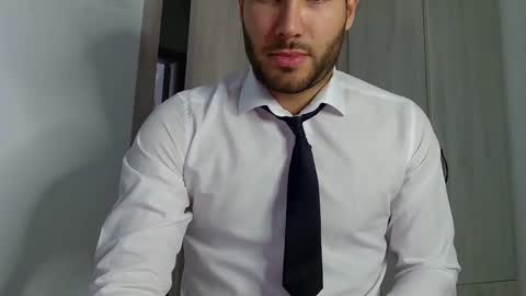 Snapshot of justynxxx1 chatting on February 4, 2025, 6:14 am Justin online show from February 4, 2025, 6:14 am