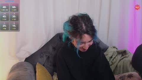 Snapshot of juuzou_kit chatting on December 19, 2024, 3:08 pm Juuzou hehim u can call me Juz online show from December 19, 2024, 3:08 pm
