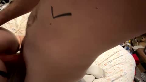 Snapshot of jwill10000 chatting on December 19, 2024, 2:45 am J and Sugar snap pea online show from December 19, 2024, 2:45 am