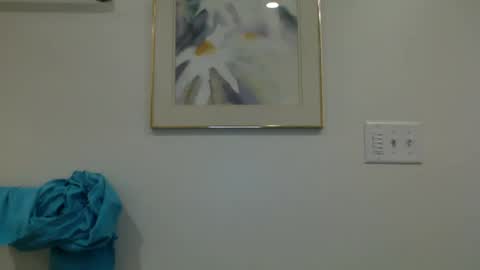 Snapshot of jwill10000 chatting on February 13, 2025, 4:00 am J and Sugar snap pea online show from February 13, 2025, 4:00 am