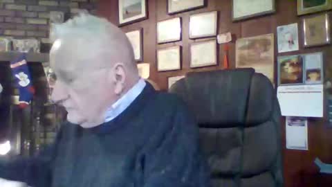 jywisco online show from December 18, 2024, 3:04 am