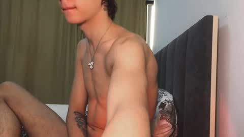 Snapshot of k0sta_32 chatting on February 7, 2025, 3:30 pm  k0sta online show from February 7, 2025, 3:30 pm