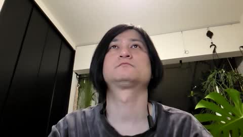 KI e697a5e69cac online show from March 23, 2026, 3:05 pm