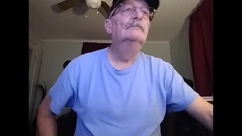 kabriggs137 online show from January 13, 2025, 11:06 pm