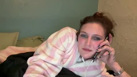 Snapshot of kaceelynn chatting on February 13, 2025, 12:57 am Kac online show from February 13, 2025, 12:57 am