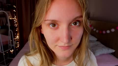 Kate online show from June 5, 2026, 6:57 pm