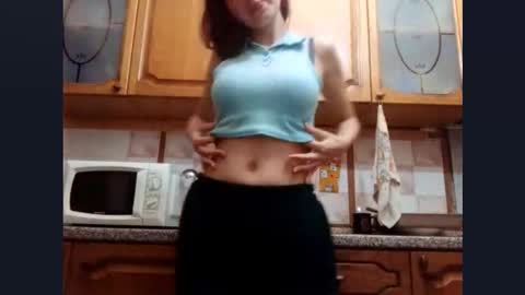 Snapshot of kacilangowski chatting on October 21, 2025, 5:13 pm Nika online show from October 21, 2025, 5:13 pm