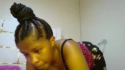 kadime online show from March 11, 2025, 8:20 pm