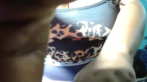 Kae luna online show from June 4, 2026, 9:43 pm