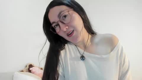 Snapshot of kaguyahara chatting on September 22, 2025, 2:52 pm ChloeIndependient model online show from September 22, 2025, 2:52 pm