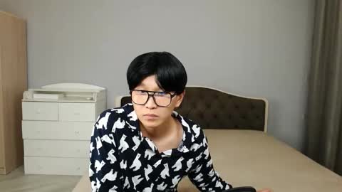 Kai Chicken online show from December 15, 2025, 11:03 am