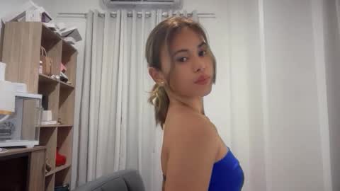 kai online show from October 12, 2025, 3:44 pm