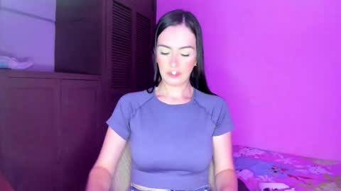 kaiahlive online show from January 5, 2026, 8:12 pm