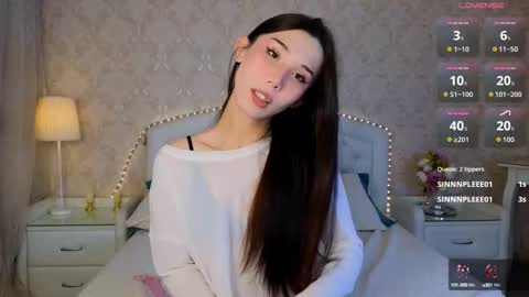 Kaia Monday Thursday FridaySaturdaySunday online show from October 11, 2025, 2:04 pm