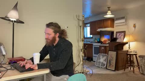 Kaiku77 online show from February 10, 2026, 7:51 pm