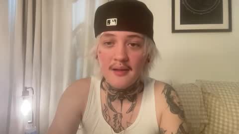 Snapshot of kairoknox chatting on February 26, 2026, 10:20 pm Kairo Kox online show from February 26, 2026, 10:20 pm