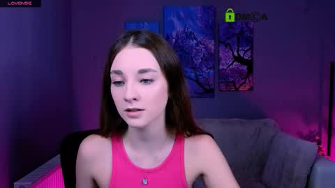 Kaisy online show from November 21, 2025, 10:25 am