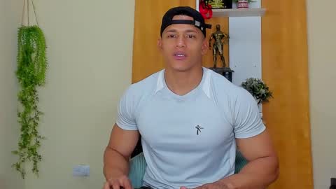 Snapshot of kale_tomson chatting on January 8, 2025, 10:48 pm kale thomson online show from January 8, 2025, 10:48 pm