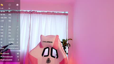 Kali Ka Please help me with your thumbs up its important   dont forget my birthday on October 26 online show from February 8, 2025, 4:36 pm