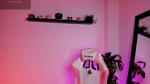 Kali Ka Please help me with your thumbs up its important   dont forget my birthday on October 26 online show from September 10, 2025, 6:41 pm