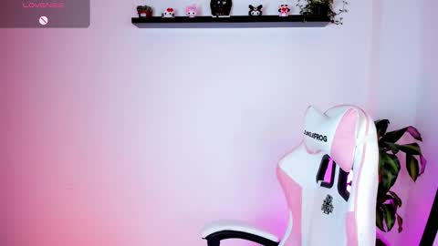 Kali Ka Please help me with your thumbs up its important   dont forget my birthday on October 26 online show from September 19, 2025, 6:08 pm