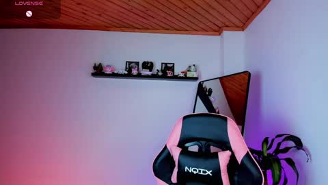 Snapshot of kali_ka chatting on May 20, 2026, 8:37 pm Kali Ka Please help me with your thumbs up its important dont forget my birthday on October 26 online show from May 20, 2026, 8:37 pm