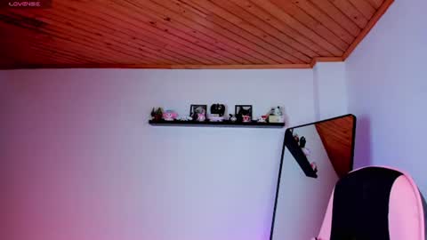 Snapshot of kali_ka chatting on June 8, 2026, 9:04 pm Kali Ka Please help me with your thumbs up its important dont forget my birthday on October 26 online show from June 8, 2026, 9:04 pm