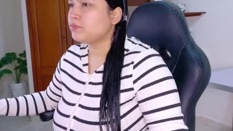 AndreaLactating online show from June 9, 2026, 1:50 am