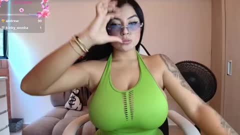 Zoe online show from November 22, 2025, 3:00 pm