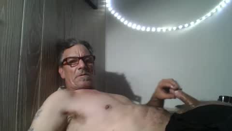 Snapshot of kalifornia91666 chatting on December 22, 2025, 7:05 am kalifornia91666 online show from December 22, 2025, 7:05 am