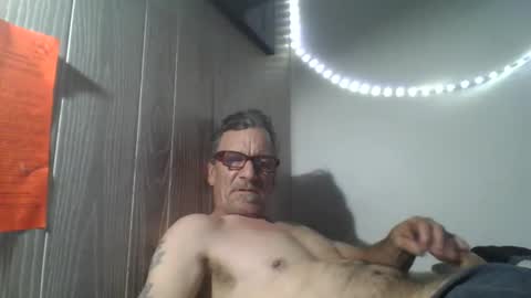 Snapshot of kalifornia91666 chatting on December 23, 2025, 4:10 am kalifornia91666 online show from December 23, 2025, 4:10 am