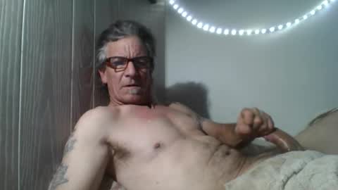 Snapshot of kalifornia91666 chatting on February 21, 2026, 7:04 pm kalifornia91666 online show from February 21, 2026, 7:04 pm