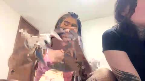 kaliykatie online show from December 4, 2025, 4:55 am