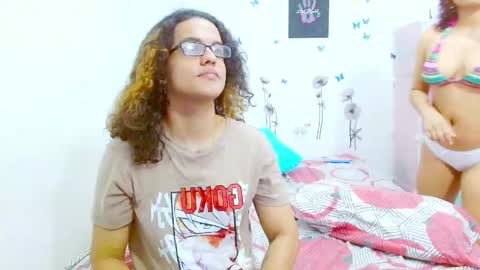 Snapshot of kami_chigiri chatting on December 15, 2024, 10:47 pm Dante and Carolina independient model online show from December 15, 2024, 10:47 pm