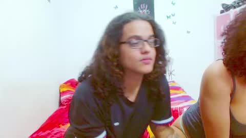 Snapshot of kami_chigiri chatting on March 10, 2025, 12:18 am Dante and Carolina independient model online show from March 10, 2025, 12:18 am