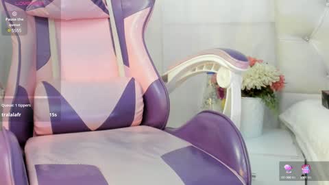    online show from January 20, 2025, 10:15 pm