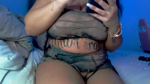 Snapshot of kamila_french chatting on March 8, 2025, 9:08 pm Kamila online show from March 8, 2025, 9:08 pm