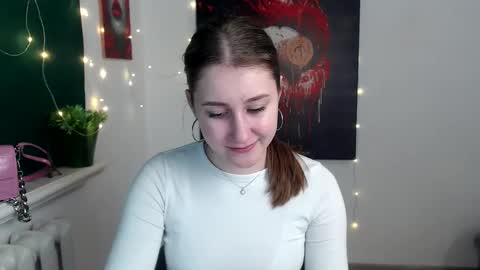 kamilla_love_ online show from December 18, 2025, 5:08 pm