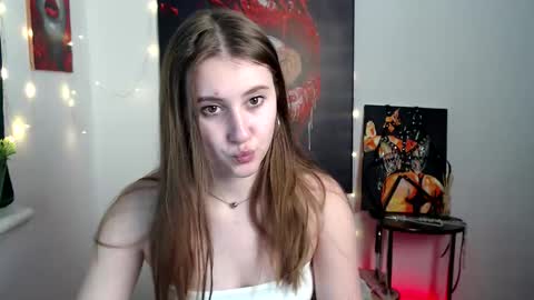 kamilla_love_ online show from February 11, 2026, 2:44 pm