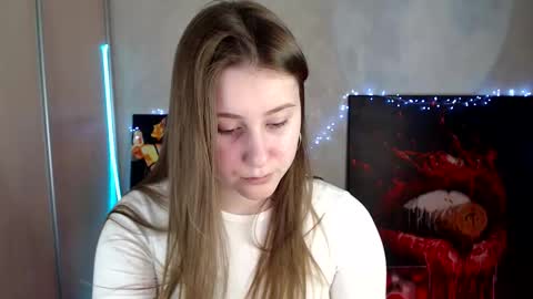 kamilla_love_ online show from May 2, 2026, 12:21 pm