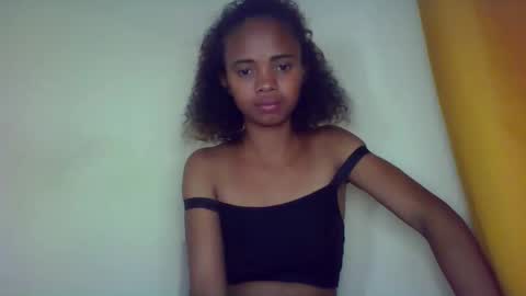 kamillah69 online show from November 17, 2025, 6:46 pm