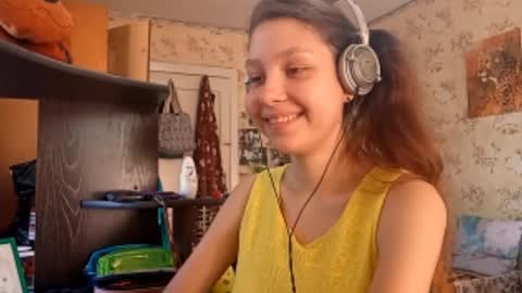 Snapshot of kamisalling chatting on September 26, 2025, 7:12 am Mari Simmons online show from September 26, 2025, 7:12 am